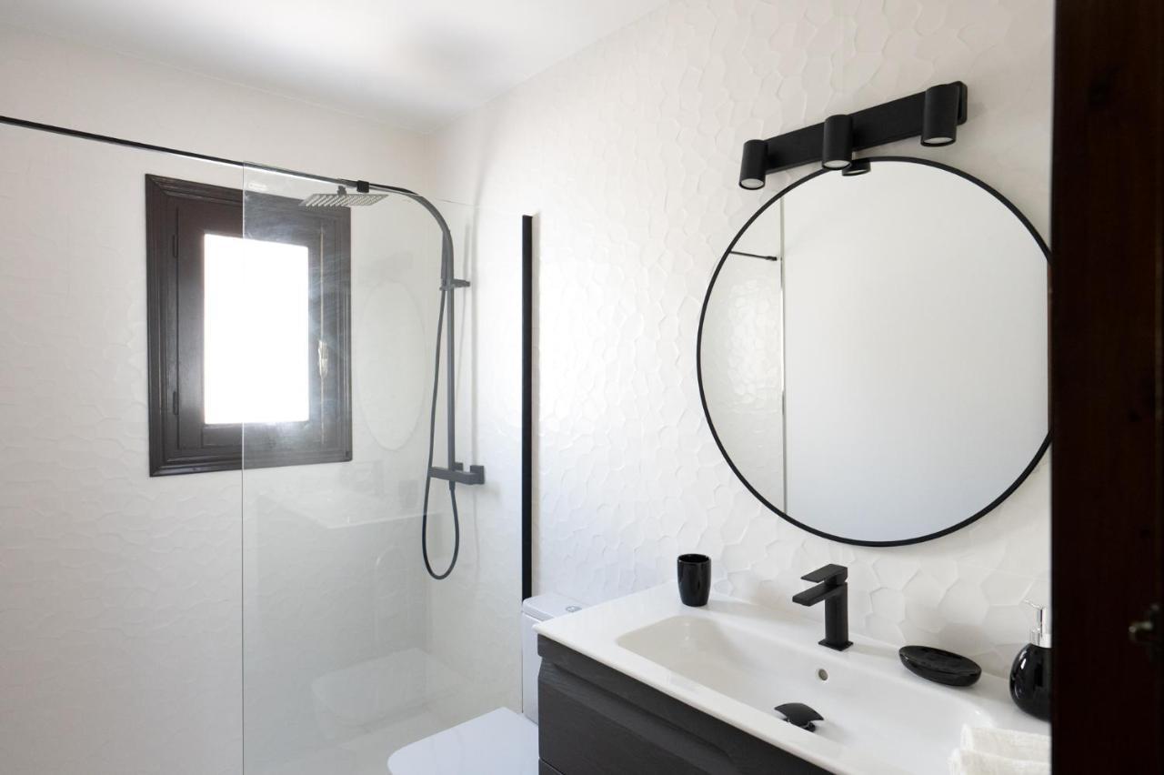 Lovely 1- Bedroom Rental With Pool, Close To The Beach Vera Exterior foto