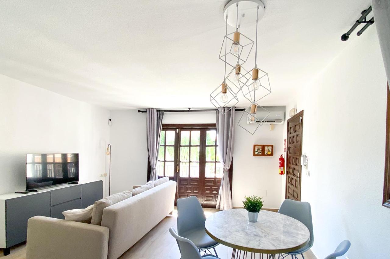 Lovely 1- Bedroom Rental With Pool, Close To The Beach Vera Exterior foto