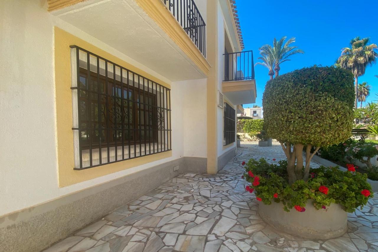 Lovely 1- Bedroom Rental With Pool, Close To The Beach Vera Exterior foto